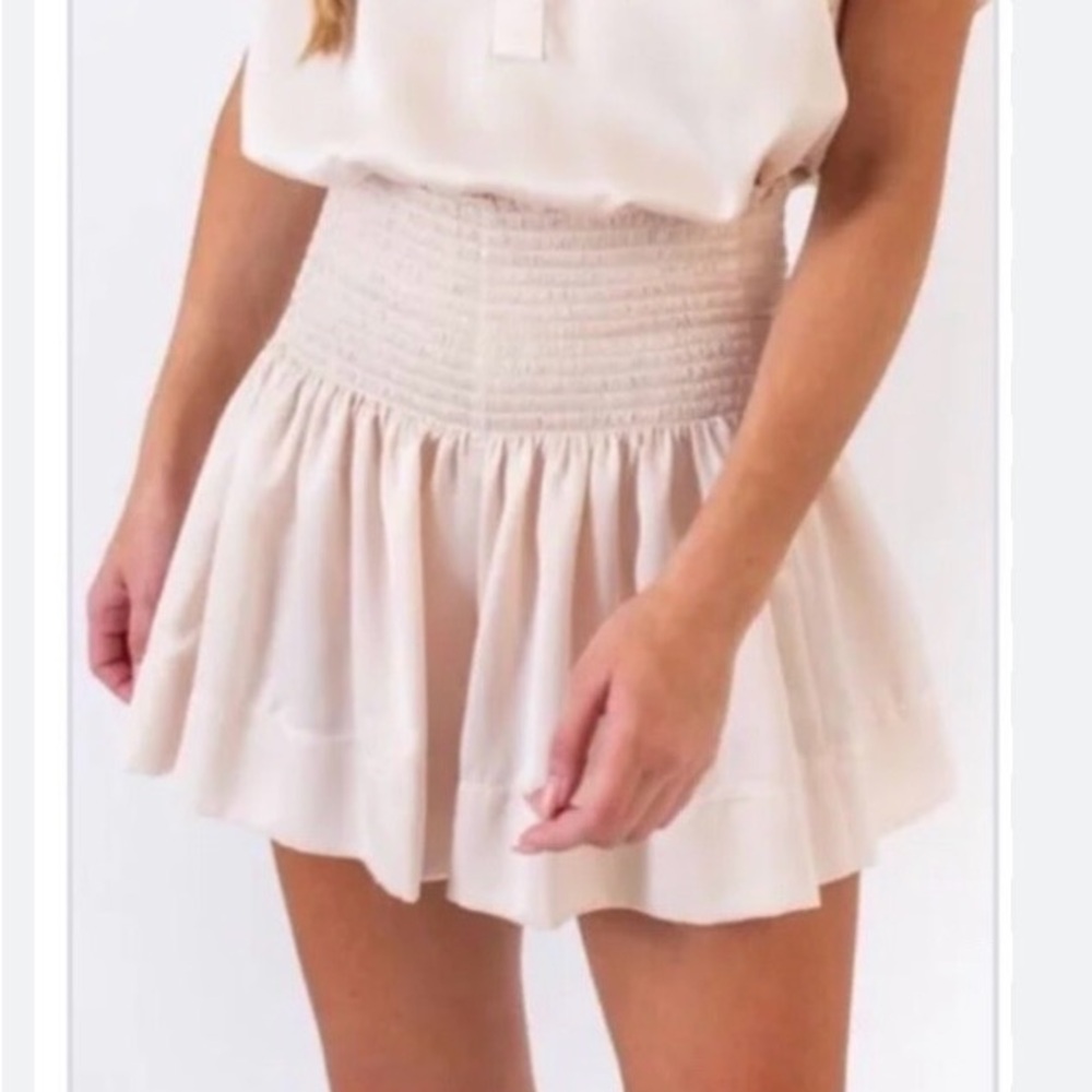 Koch Erica Skirt Skort, smocked waist, mini length, pearl coquette feminine S